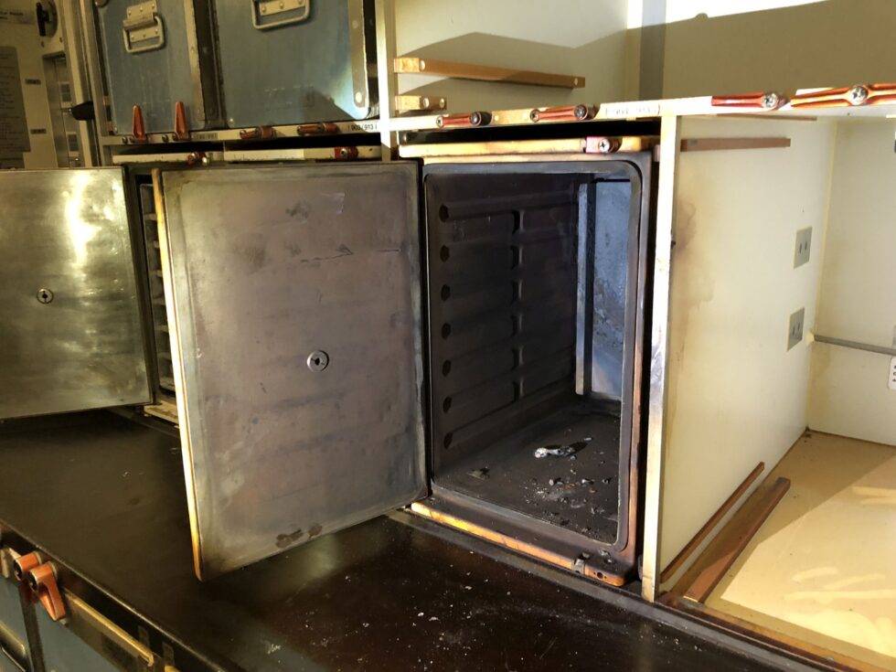 The oven in the galley (Source: Dutch Safety Board)